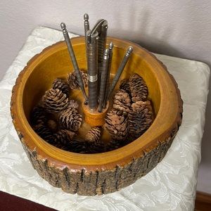 Vintage Ellwood Rusticware Wood Bark Nut Bowl with Nutcracker and 5 picks